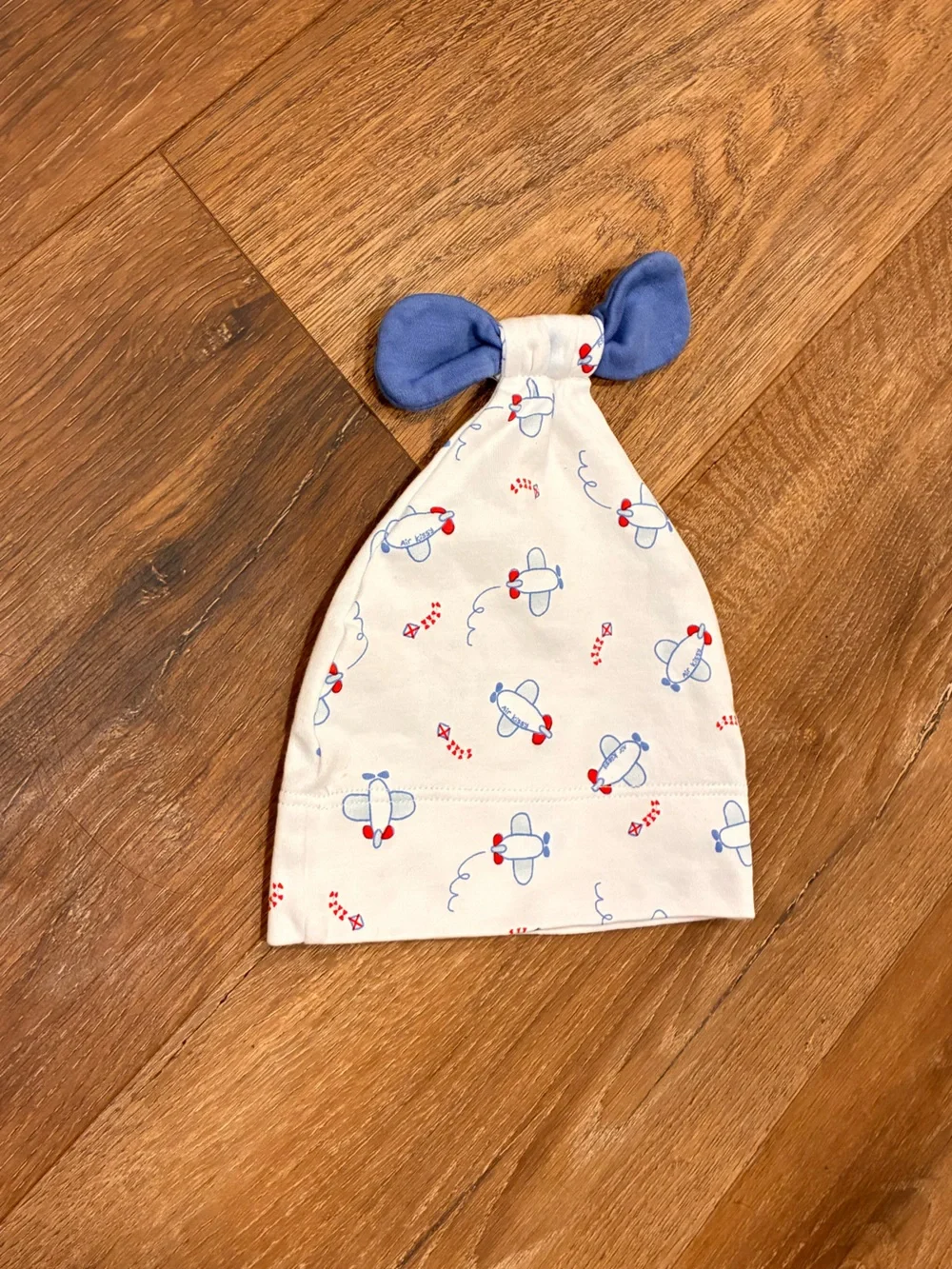 NWOT Kissy Kissy White Infant Airplane Hat Plane Aviation Baby Pima Cotton 0-6m